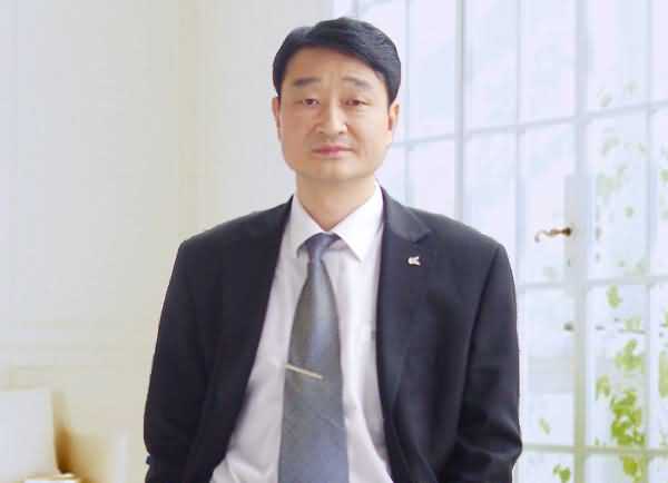 綠葉人：劉進輝 教授